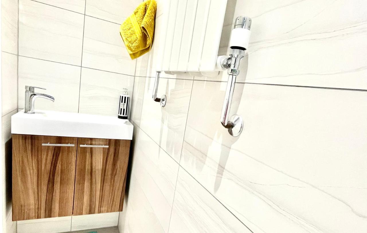 Stunning 1 Bedroom And Double Sofa Bed Near Train Station Southampton Dış mekan fotoğraf
